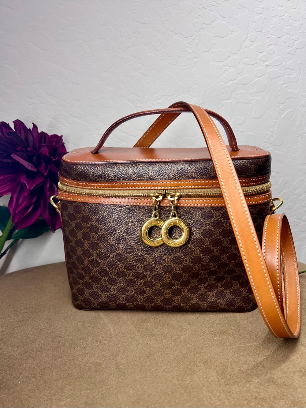 CELINE VINTAGE MACADAM 2 WAY VANITY BAG DISTINCT DOUBLE RING ZIPPER PULL
